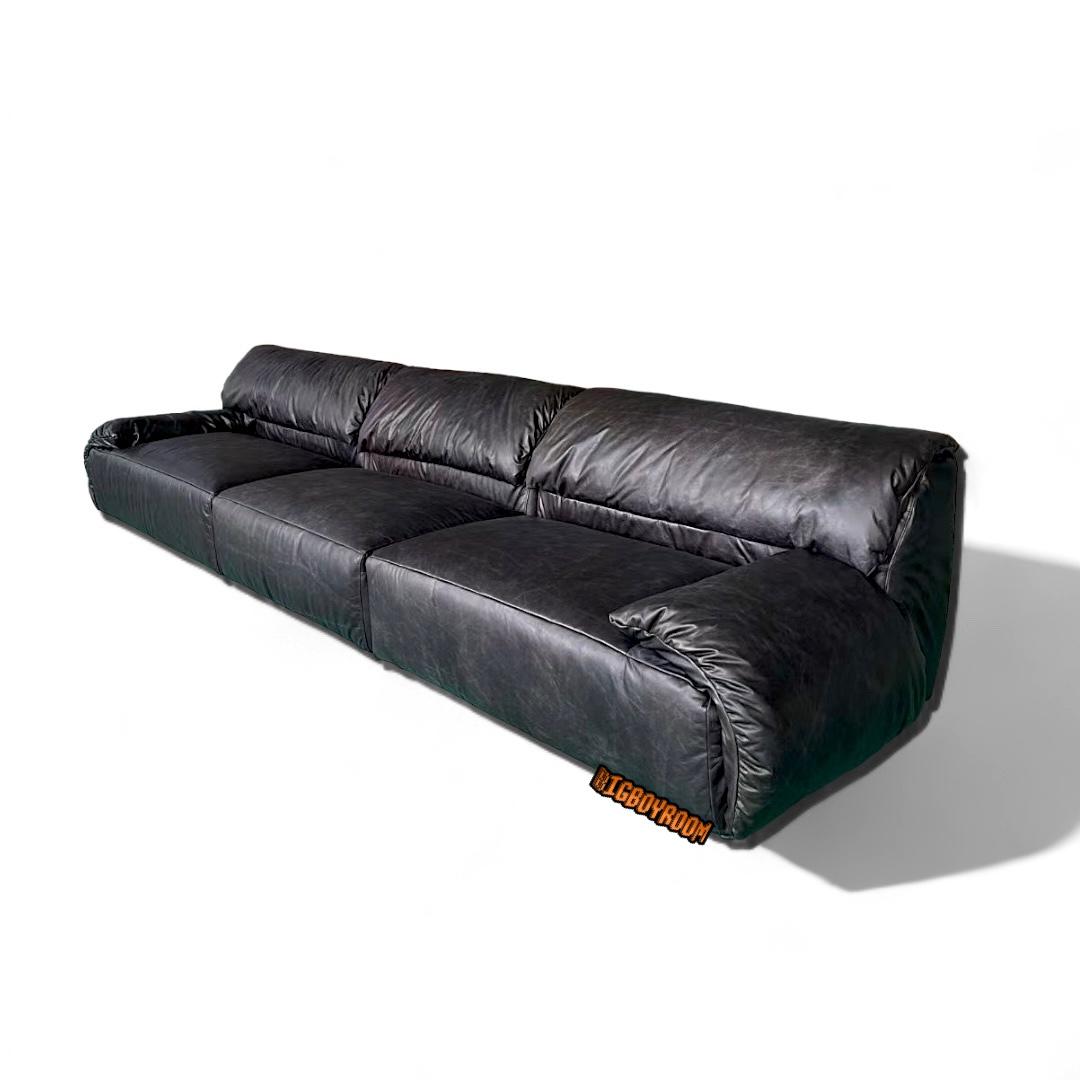 Jack 模組化全牛皮沙發:分段模塊自由拼組,低重心大軟墊與厚頭枕