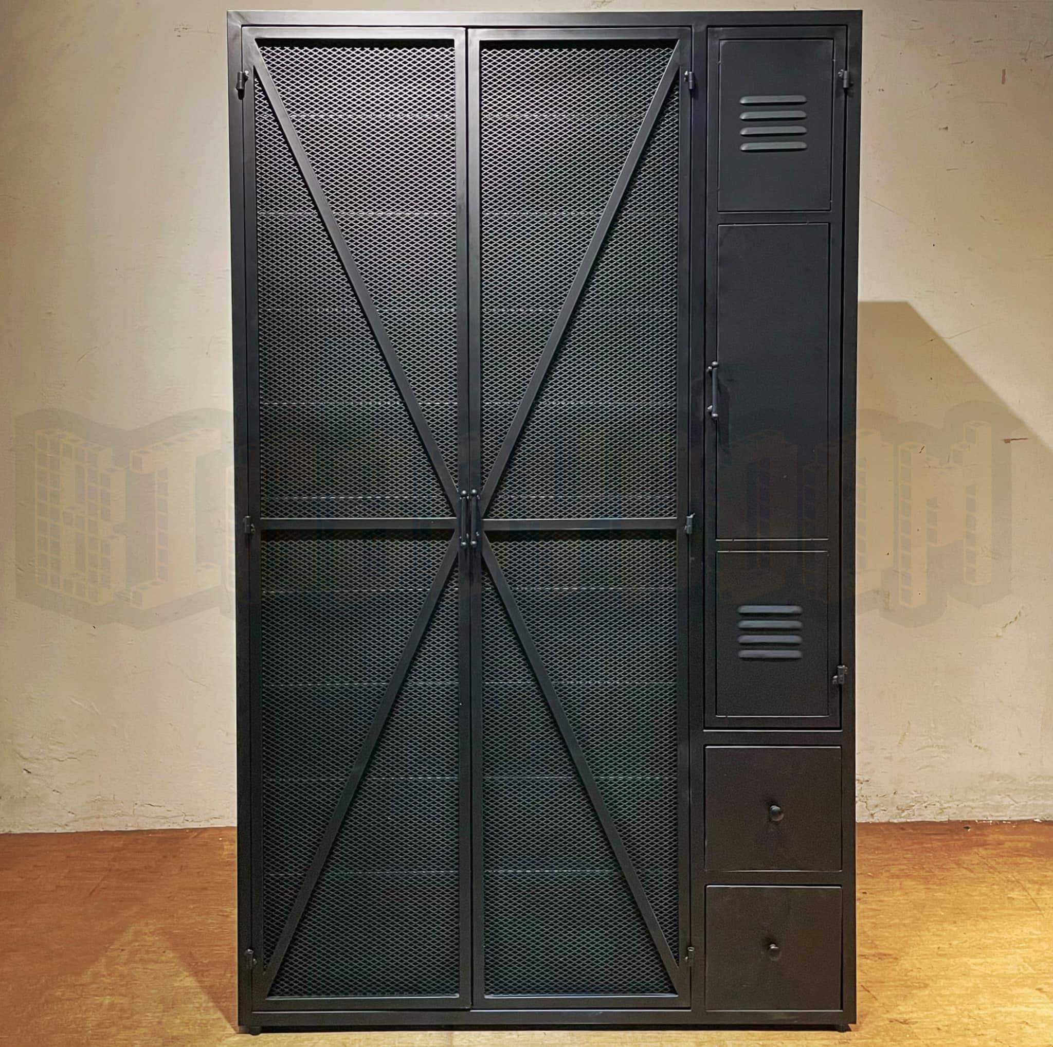 BIgBoyRoom美式復古工業風家具- 全黑鐵衣櫃置物櫃屏風櫃客製化C435